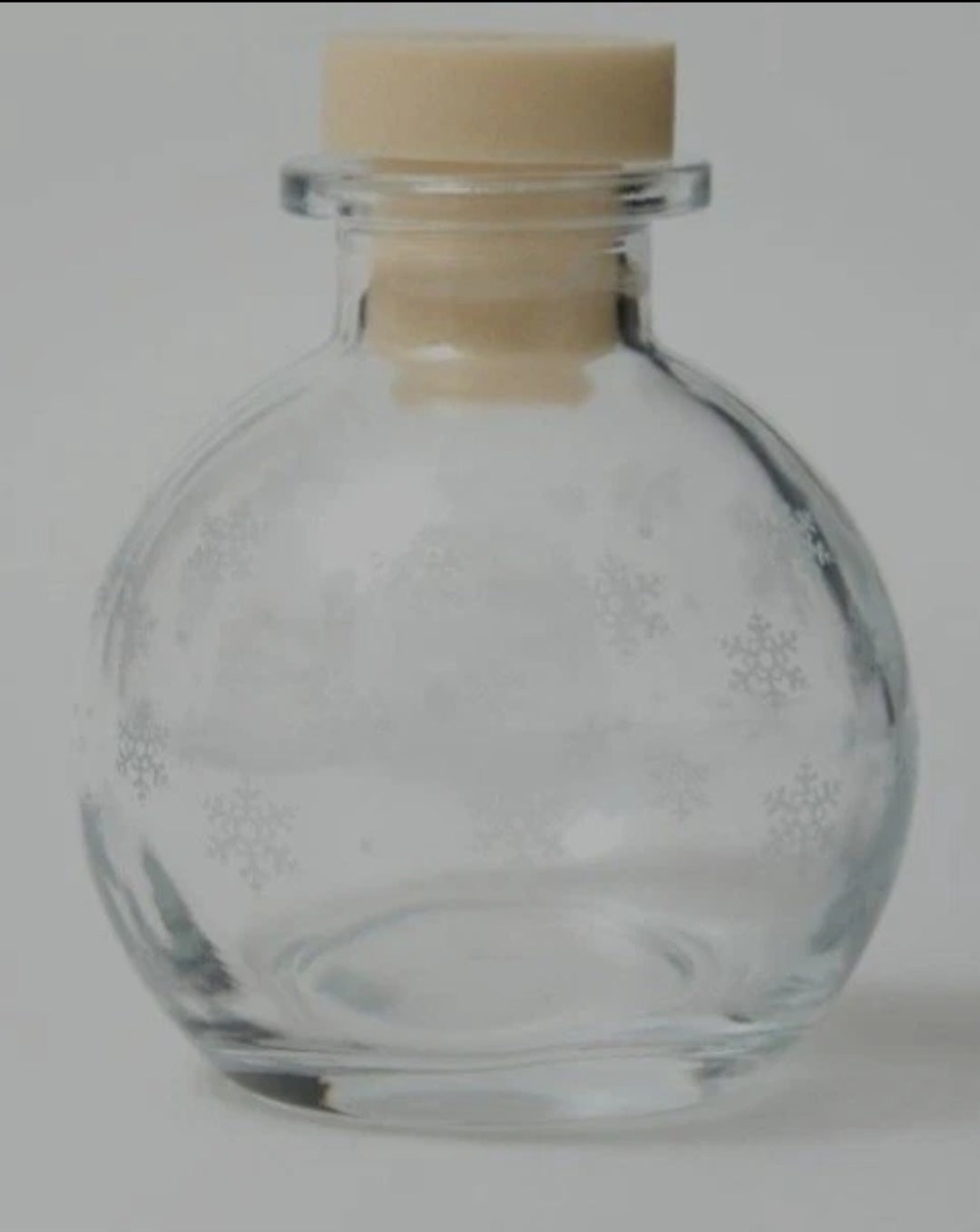 Mazaroma's Box Of 4 Clear Christmas Snowflakes Reed Diffuser Bottles - MAZAROMA